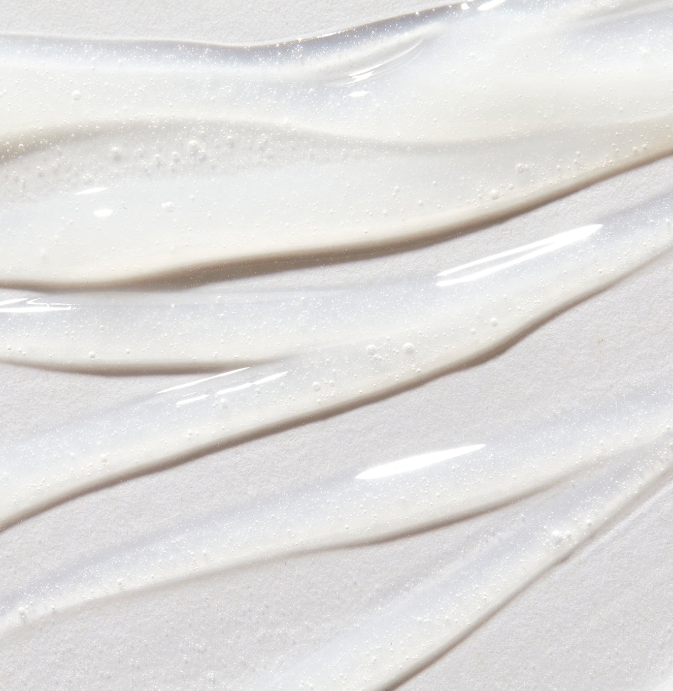 4-SLTR_PDP_LipOilBalm_Texture-Swatch_CLEAR_3000x.jpg